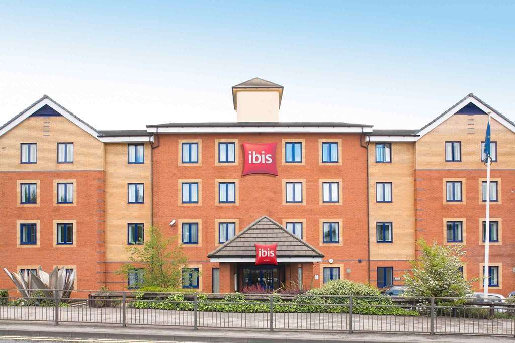Ibis Cardiff Gate - International Business Park Hotel Buitenkant foto